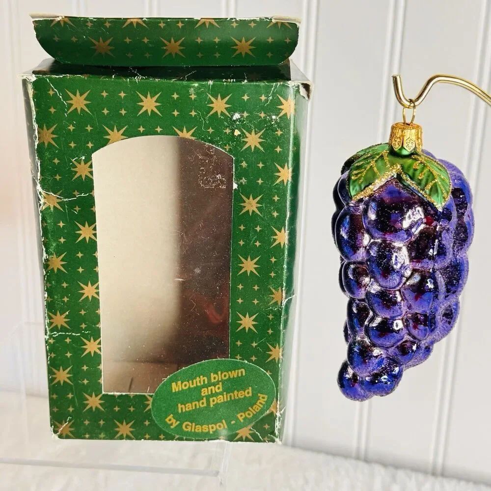 Vintage Mouth Blown Glass Grape Cluster Christmas Ornament Poland Glaspole